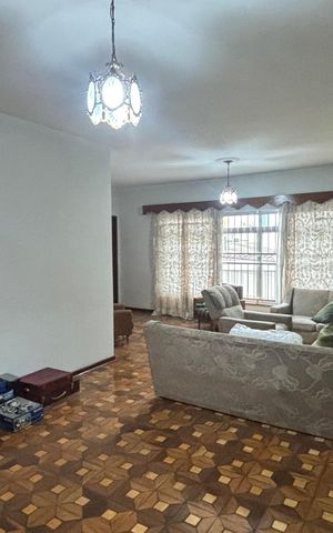 Casa para alugar com 283m², 3 quartos e 5 vagas Casa para alugar com 283m², 3 quartos e 5 vagasSala