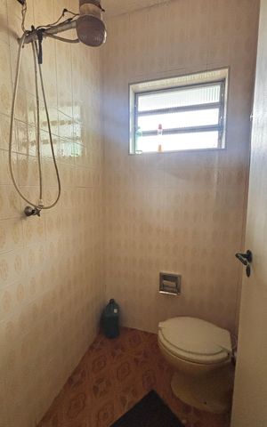 Casa para alugar com 283m², 3 quartos e 5 vagas Casa para alugar com 283m², 3 quartos e 5 vagasBanheiro - Garagem