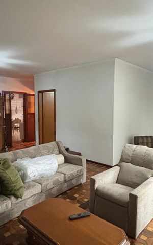 Casa para alugar com 283m², 3 quartos e 5 vagas Casa para alugar com 283m², 3 quartos e 5 vagasSala