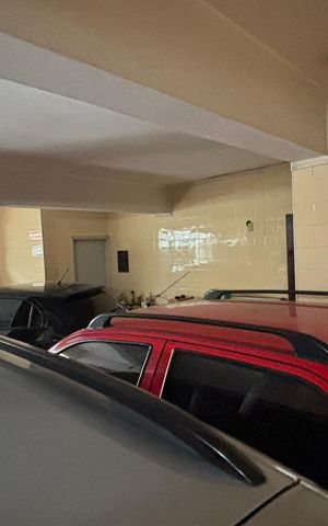 Casa para alugar com 283m², 3 quartos e 5 vagas Casa para alugar com 283m², 3 quartos e 5 vagasGaragem