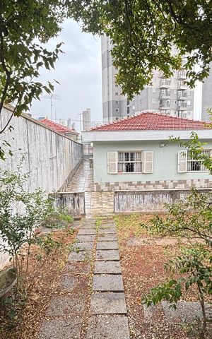 Casa para alugar com 283m², 3 quartos e 5 vagas Casa para alugar com 283m², 3 quartos e 5 vagasQuintal