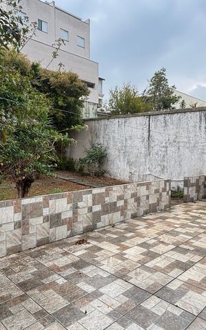 Casa para alugar com 283m², 3 quartos e 5 vagas Casa para alugar com 283m², 3 quartos e 5 vagasQuintal
