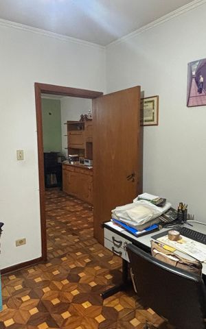 Casa para alugar com 283m², 3 quartos e 5 vagas Casa para alugar com 283m², 3 quartos e 5 vagasEscritório