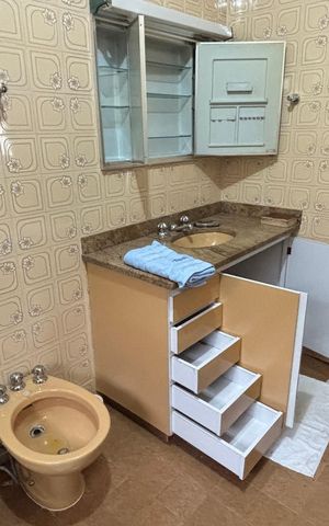 Casa para alugar com 283m², 3 quartos e 5 vagas Casa para alugar com 283m², 3 quartos e 5 vagasBanheiro da Suíte
