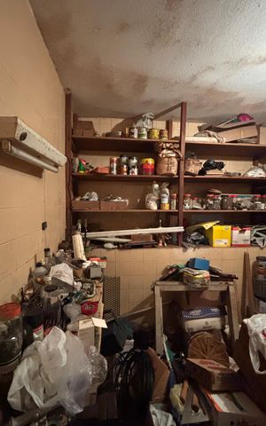 Casa para alugar com 283m², 3 quartos e 5 vagas Casa para alugar com 283m², 3 quartos e 5 vagasQuarto da Garagem
