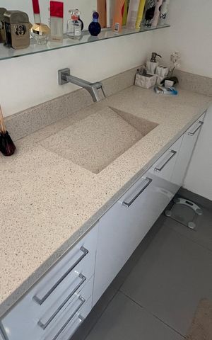 Apartamento à venda com 57m², 1 quarto e 1 vaga Apartamento à venda com 57m², 1 quarto e 1 vagaBanheiro da Suíte