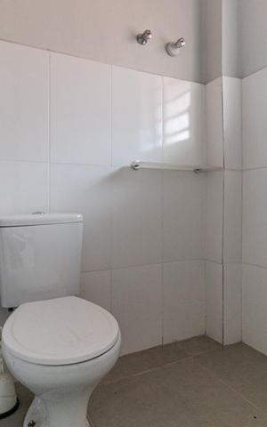 Casa de condomínio para alugar com 60m², 1 quarto e sem vaga Casa de condomínio para alugar com 60m², 1 quarto e sem vagaBanheiro
