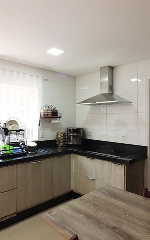 Casa à venda com 300m², 3 quartos e 4 vagasCozinha