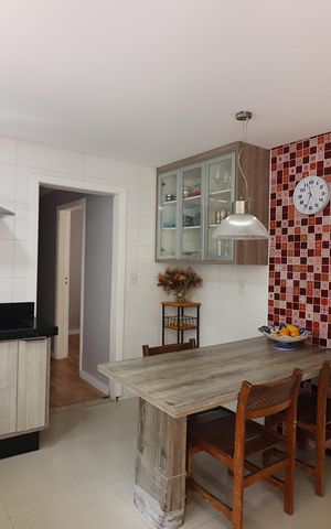 Casa à venda com 300m², 3 quartos e 4 vagasCozinha