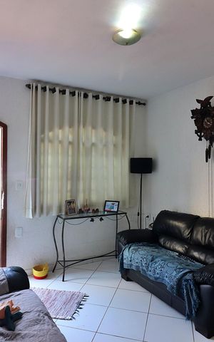 Casa à venda com 300m², 3 quartos e 4 vagasSala casa 2