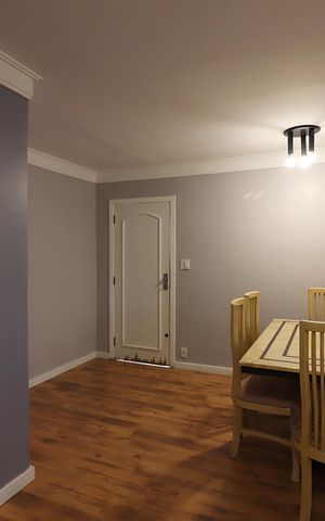 Casa à venda com 300m², 3 quartos e 4 vagasSala