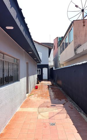 Casa à venda com 300m², 3 quartos e 4 vagasCorredor