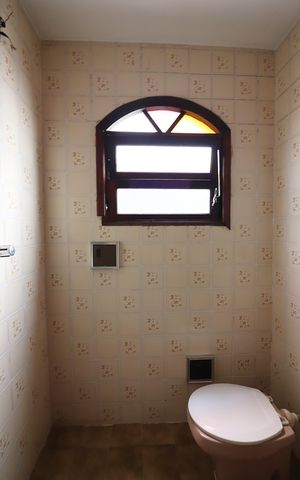 Casa à venda com 300m², 3 quartos e 4 vagasBanheiro casa 3