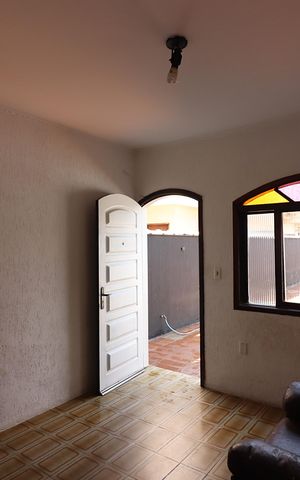 Casa à venda com 300m², 3 quartos e 4 vagasSala casa 3