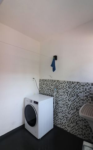 Casa à venda com 300m², 3 quartos e 4 vagasÁrea de Serviço
