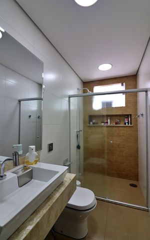 Casa à venda com 300m², 3 quartos e 4 vagasQuarto 3 - Suíte Banheiro