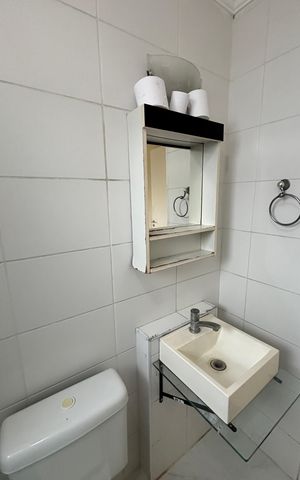 Apartamento à venda com 50m², 2 quartos e 1 vaga Apartamento à venda com 50m², 2 quartos e 1 vagaBanheiro