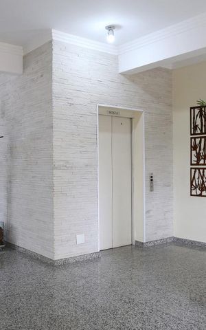 Apartamento à venda com 117m², 4 quartos e 1 vagaHall de entrada