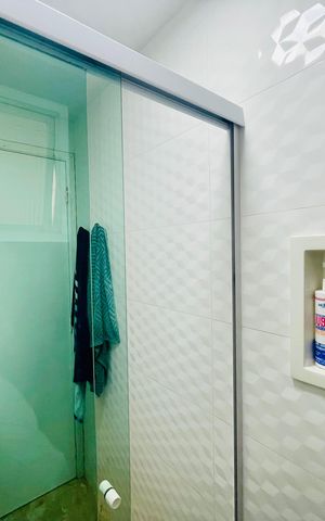 Apartamento à venda com 105m², 3 quartos e 1 vaga Apartamento à venda com 105m², 3 quartos e 1 vagaBanheiro 2
