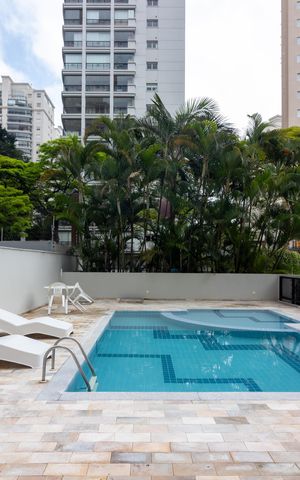 Apartamento à venda com 67m², 3 quartos e 2 vagas Apartamento à venda com 67m², 3 quartos e 2 vagasÁrea comum - Piscina