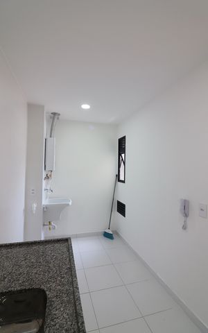 Apartamento à venda com 60m², 2 quartos e 1 vagaCozinha e Área de Serviço