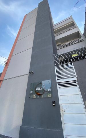 Apartamento à venda com 80m², 2 quartos e 1 vaga Apartamento à venda com 80m², 2 quartos e 1 vagaFachada