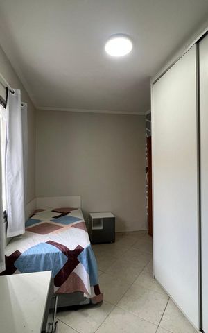 Casa à venda com 257m², 3 quartos e 6 vagas Casa à venda com 257m², 3 quartos e 6 vagasQuarto 2