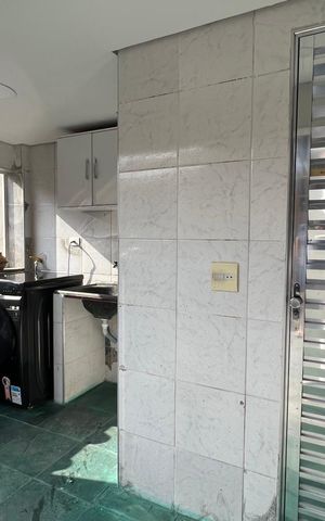 Casa à venda com 257m², 3 quartos e 6 vagas Casa à venda com 257m², 3 quartos e 6 vagasÁrea de Serviço
