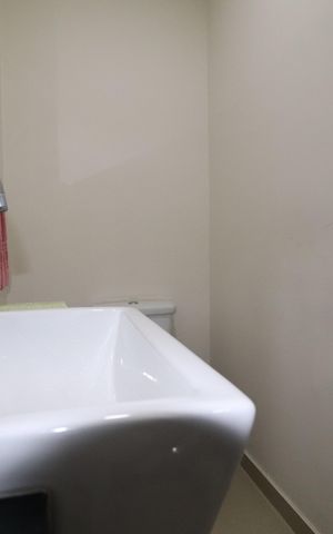 Casa à venda com 308m², 4 quartos e 4 vagasLavabo