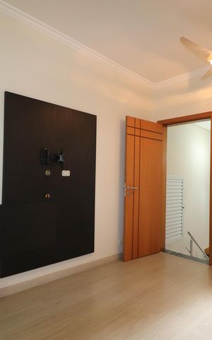 Casa à venda com 308m², 4 quartos e 4 vagas Suíte 4