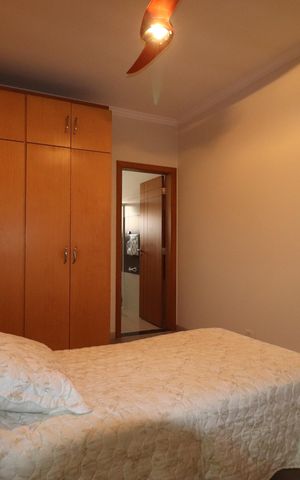 Casa à venda com 308m², 4 quartos e 4 vagas Suíte 2