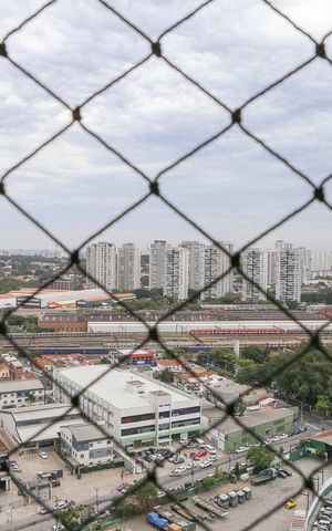 Apartamento à venda com 41m², 2 quartos e 1 vaga Apartamento à venda com 41m², 2 quartos e 1 vagaVista da Cozinha e Sacada