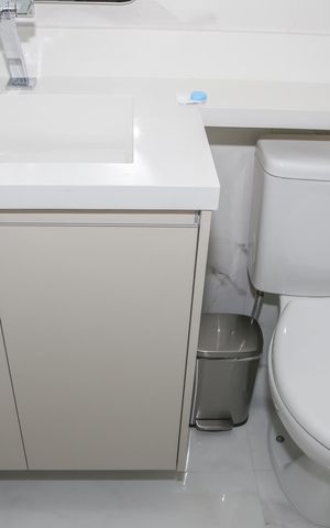 Apartamento à venda com 41m², 2 quartos e 1 vaga Apartamento à venda com 41m², 2 quartos e 1 vagaBanheiro Social
