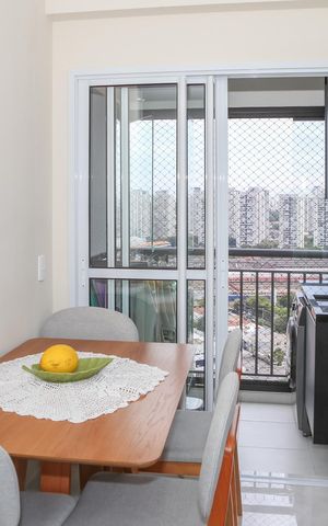 Apartamento à venda com 41m², 2 quartos e 1 vaga Apartamento à venda com 41m², 2 quartos e 1 vagaCozinha e Sacada