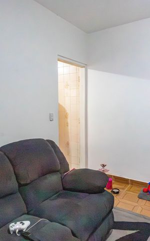 Casa à venda com 202m², 4 quartos e 1 vaga Casa à venda com 202m², 4 quartos e 1 vagaCasa 1 - Sala