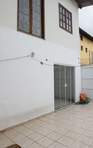 Casa para alugar com 140m², 3 quartos e 2 vagasGaragem
