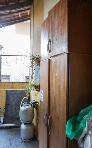 Casa à venda com 500m², 7 quartos e 3 vagas Casa à venda com 500m², 7 quartos e 3 vagasÁrea de Serviço - Casa 2