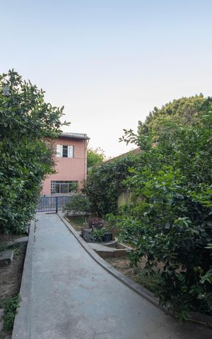 Casa à venda com 500m², 7 quartos e 3 vagas Casa à venda com 500m², 7 quartos e 3 vagasQuintal