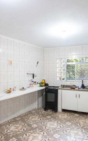 Casa à venda com 500m², 7 quartos e 3 vagas Casa à venda com 500m², 7 quartos e 3 vagasCozinha