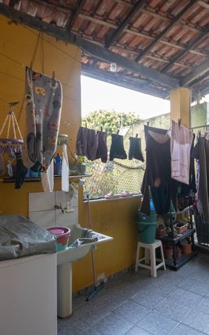 Casa à venda com 500m², 7 quartos e 3 vagas Casa à venda com 500m², 7 quartos e 3 vagasÁrea de Serviço - Casa 2