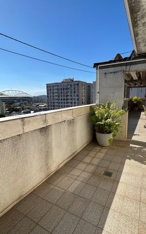 Apartamento à venda com 400m², 4 quartos e 5 vagasÁrea externa