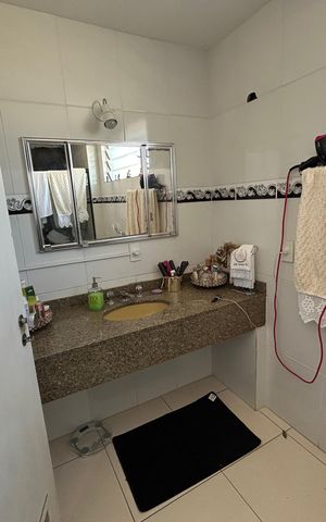 Apartamento à venda com 400m², 4 quartos e 5 vagasBanheiro da Suíte