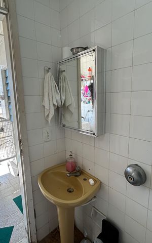 Apartamento à venda com 400m², 4 quartos e 5 vagasBanheiro de serviço
