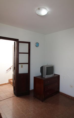 Casa à venda com 212m², 5 quartos e 2 vagasEdícula