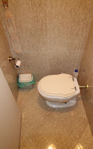 Casa à venda com 212m², 5 quartos e 2 vagasLavabo