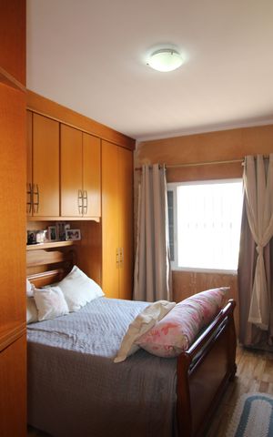 Casa à venda com 212m², 5 quartos e 2 vagasQuarto 3