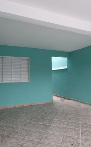 Casa à venda com 200m², 2 quartos e 2 vagasGaragem