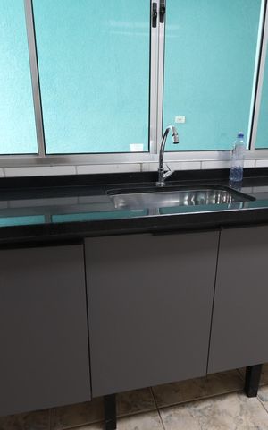 Casa à venda com 200m², 2 quartos e 2 vagasCozinha