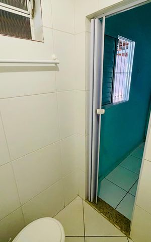 Casa à venda com 260m², 1 quarto e sem vaga Casa à venda com 260m², 1 quarto e sem vagaBanheiro 2