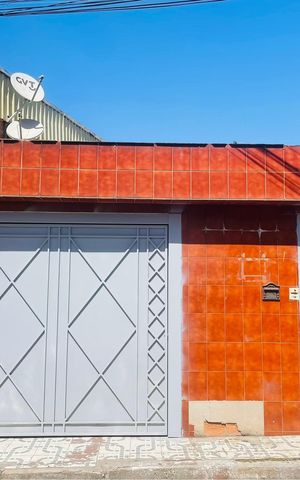 Casa à venda com 260m², 1 quarto e sem vaga Casa à venda com 260m², 1 quarto e sem vagaPlaca instalada na fachada do imóvel